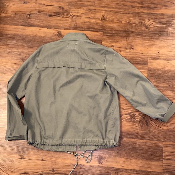 Universal Thread Lightweight Utility Jacket - Picture 3 of 6